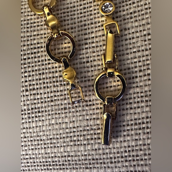 Avon Circle Chain Link Bracelet With  Rhinestones - Picture 6 of 7